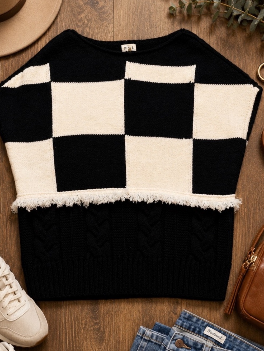 POL Black White Checkerboard Fringe Cable Knit Sweater Women's Medium Boho